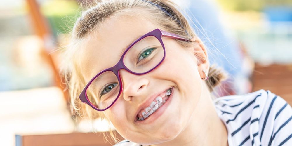 10 questions à poser avant de se faire poser un appareil dentaire pour enfants
